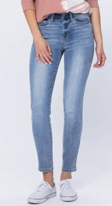 High Rise Lt Bleach Wash Relaxed Fit Jeans