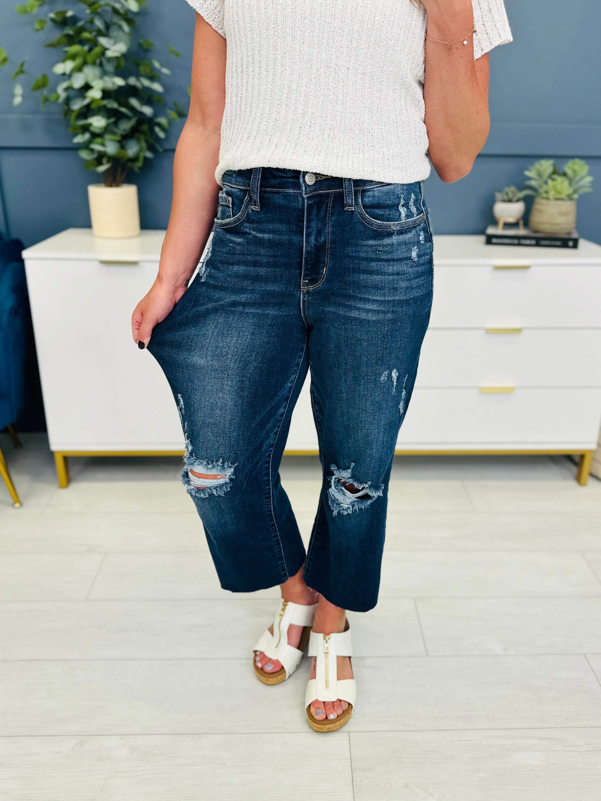 Judy Blue REG/CURVY Cream of the Crop Cropped Jeans