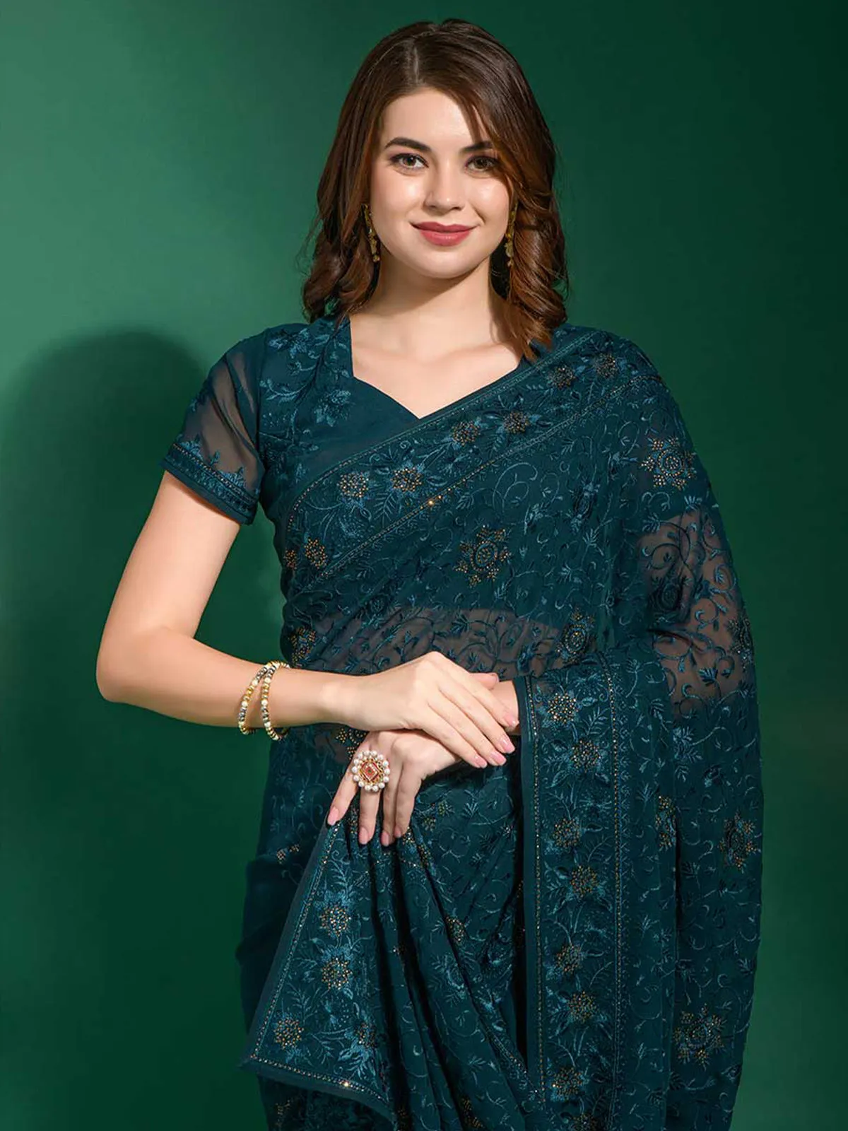 Odette Women Teal Georgette Saree With Blouse Piece